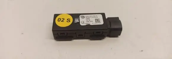 Volkswagen Transporter - Caravelle T6 USB socket connector 5Q0035726N