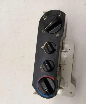 Renault Espace II Climate control unit 9579796 57820