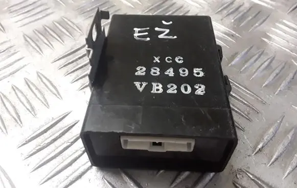 Nissan Patrol 4W60 Other control units/modules 28495VB202