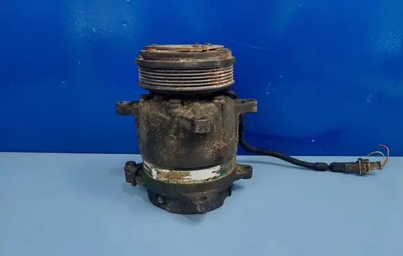 Citroen C5 Air conditioning (A/C) compressor (pump) 12345923 1135290