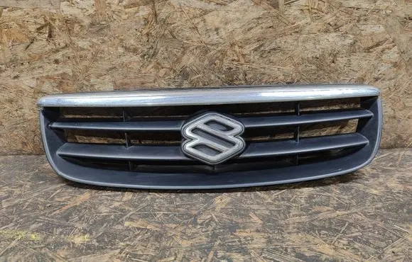 Suzuki Alto Front bumper upper radiator grill 7174179G00