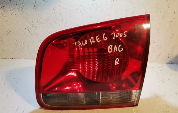 Volkswagen Touareg I Tailgate rear/tail lights 7L6945094H 29100201
