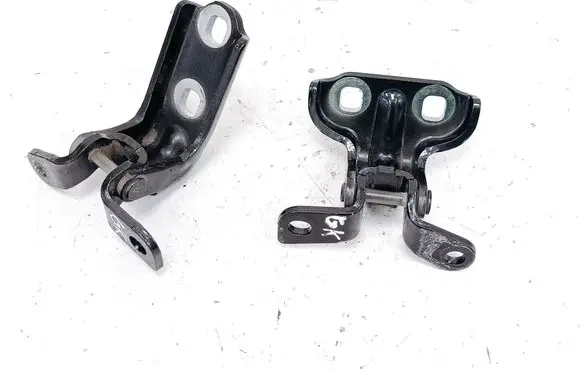 Chevrolet Bolt Rear door upper hinge P19078 E13320