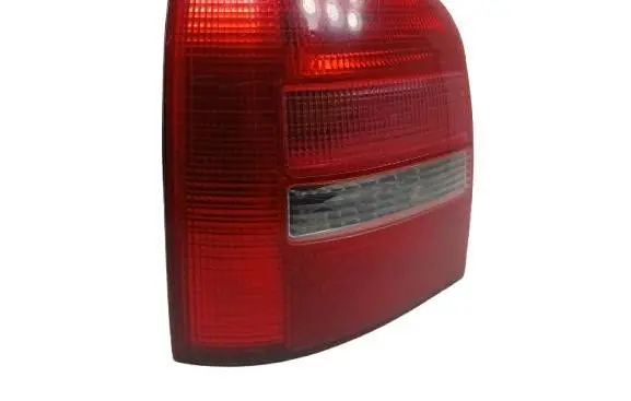 Audi A4 S4 B5 8D Rear/tail lights 8D9945095D-KASACJA 8D9945095D