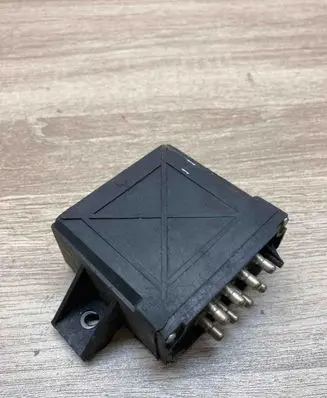 Mercedes-Benz E W123 Other control units/modules 0015456232