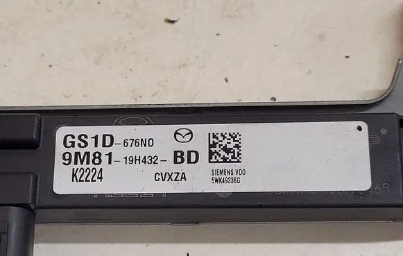 Mazda 6 Aerial antenna amplifier GS1D676N0 9M8119H432BD K2224