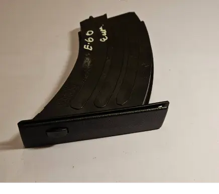BMW 5 E60 E61 Cup holder 7034132