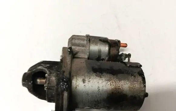 Nissan Micra Starter motor 00233001HC1A 1196052A
