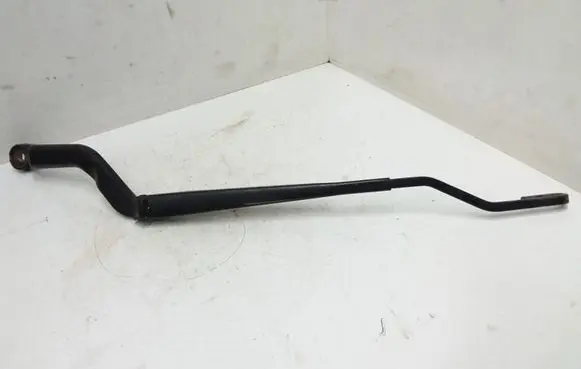 Nissan Almera N16 Front wiper blade arm 28881BN000