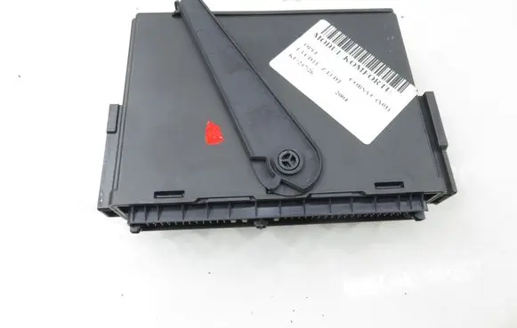 Opel Corsa C Central body control module 13111111YF