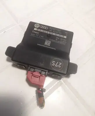 Volkswagen Touran I Gateway control module 1K0907530E 1K0907951