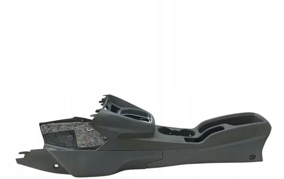 Ford Turneo Courier Center console 
