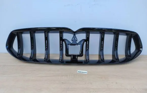 Maserati Grecale Front bumper upper radiator grill 670170829