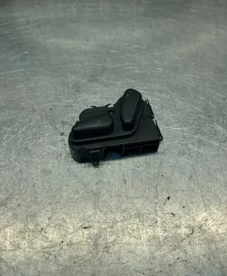 Mercedes-Benz E W210 Seat control switch 2108213851