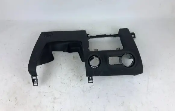 Maserati Ghibli Dashboard lower bottom trim panel 06700257660