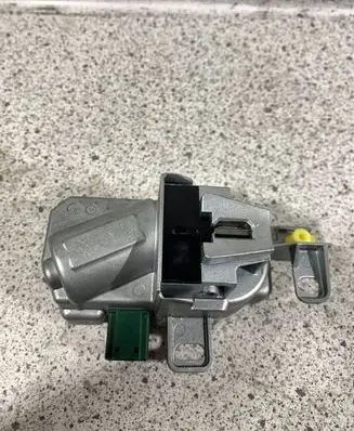 Volvo S40 Steering wheel lock P31280656