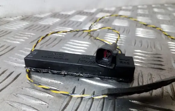Ford C-MAX II Aerial antenna amplifier 8M5T15K603LA 5WK47811