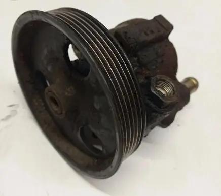 Renault Kangoo I Power steering pump 7700419117 7700420305A 26033219