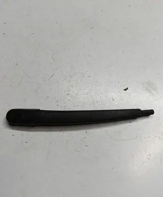 Hyundai i30 Rear wiper blade arm AWF25AW14