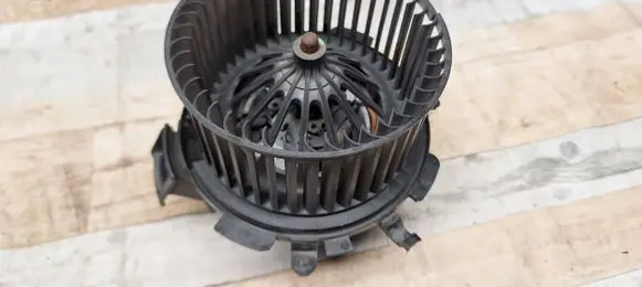 Renault Master II Heater fan/blower H6868 D0445 053439