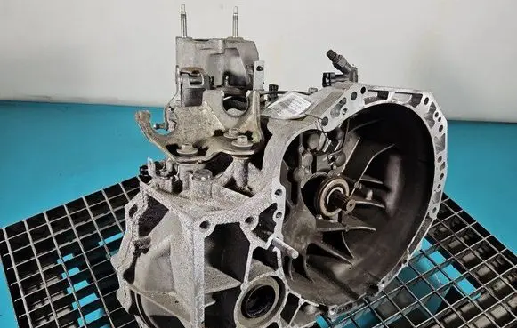 Suzuki SX4 S-Cross Manual 5 speed gearbox IMPRK1512353
