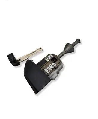 BMW 1 E81 E87 Front door lock (next to the handle) 