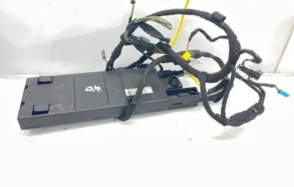 Mercedes-Benz S W220 Tailgate/trunk control unit/module A2208201317