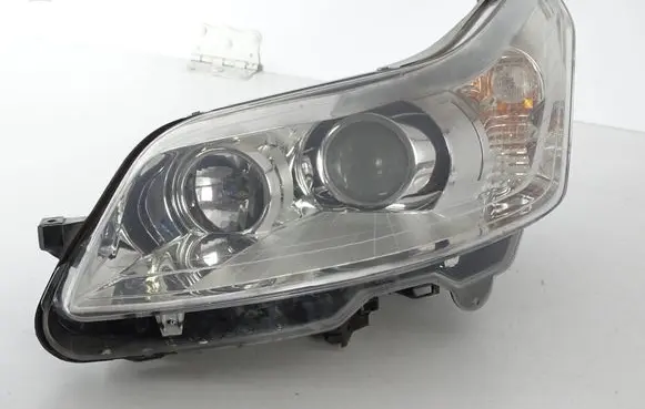 Citroen C4 I Headlight/headlamp 9646894380 89009411 89900037