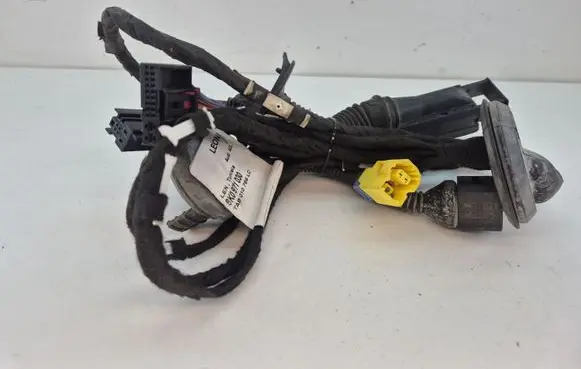 Audi A4 S4 B8 8K Front door wiring loom 8K0971030