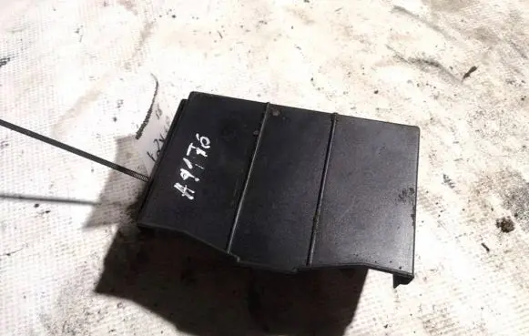 Opel Astra G Fuse box cover 90589541