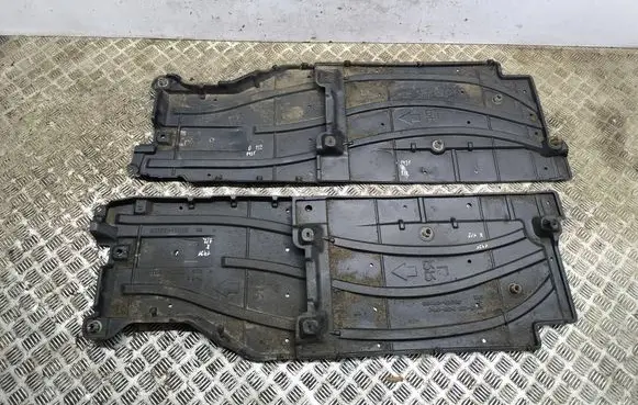 Toyota Prius (XW30) Side bottom protection 5816847020 5816747030