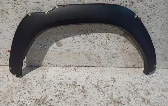 Toyota Hilux VIII Rear arch trim