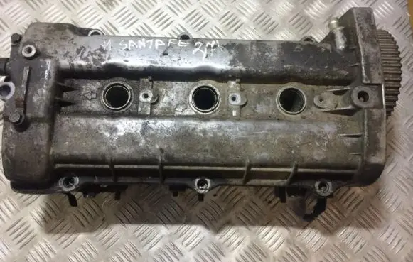 Hyundai Santa Fe Engine head 