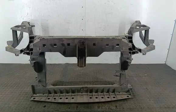 Mitsubishi Colt Radiator support slam panel