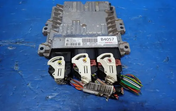 Citroen C4 II Engine control unit/module 9804127280 S180123008 9666681180