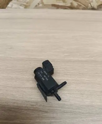 Volvo V70 Turbo solenoid valve 30611668 06T342 72224010