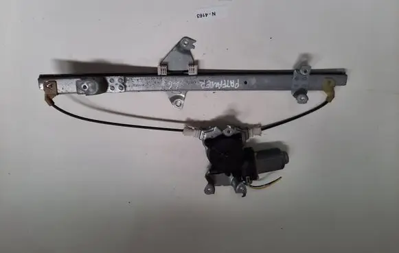 Nissan Pathfinder R51 Rear door window regulator motor 400851