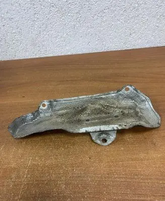 Mercedes-Benz E W212 Heat shield in engine bay A6420903141 E1546