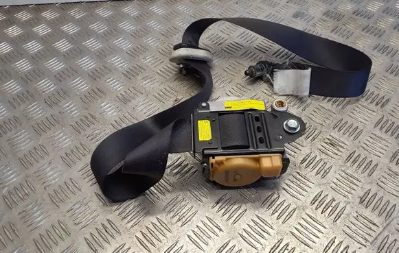 Subaru Impreza III Front seatbelt