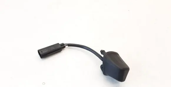 BMW 3 E90 E91 Windshield washer spray nozzle 8365385 836538503