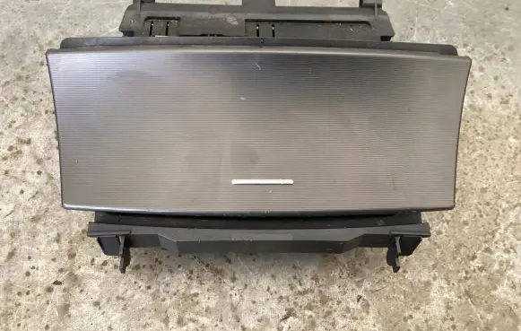 Mercedes-Benz C W203 Car ashtray A2036804750 A2036805250