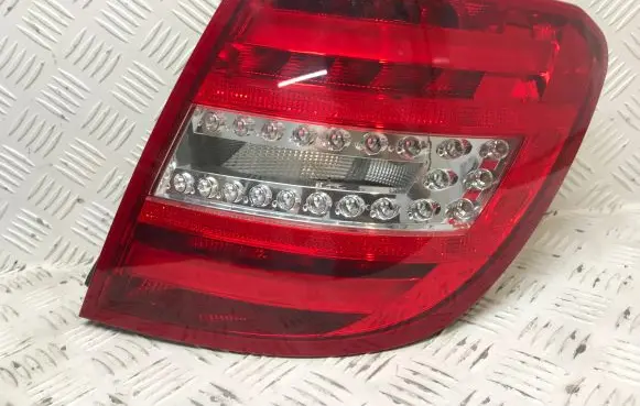 Mercedes-Benz C W204 Rear/tail lights 2048206564