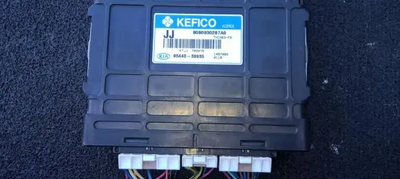 KIA Carens I Gearbox control unit/module 9544039935 95440-39935