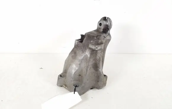 Mercedes-Benz Vito Viano W639 Engine mounting bracket A6512234404