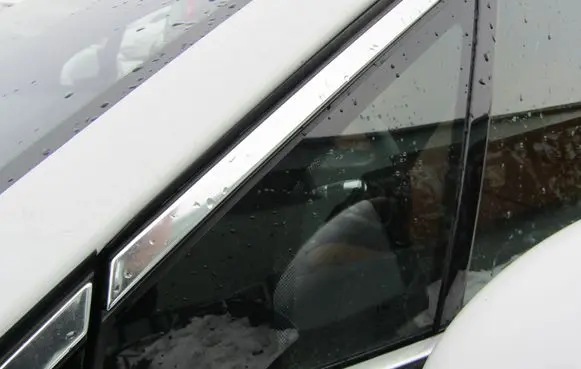 Jaguar I-Pace Front triangle window/glass 