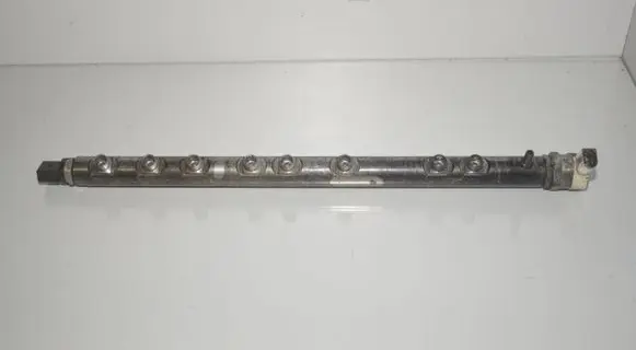 Fuel main line pipe