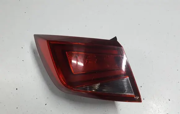 Seat Leon (5F) Rear/tail lights 5F9945207AXAUTOPX 5F9945207A