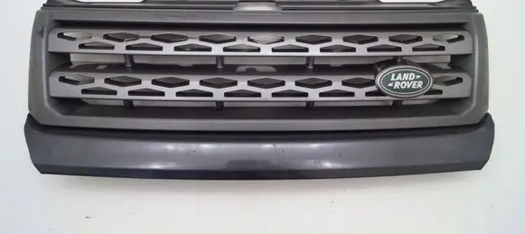 Land Rover Freelander 2 - LR2 Front bumper upper radiator grill