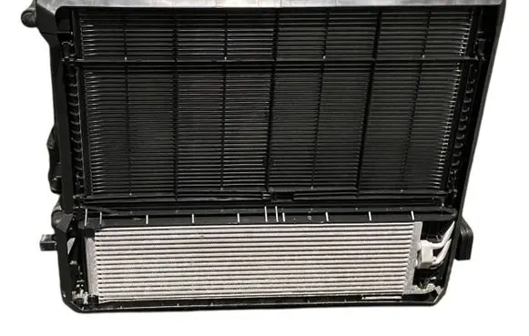 BMW X3 G01 Coolant radiator 8642743 17118642743 8487637