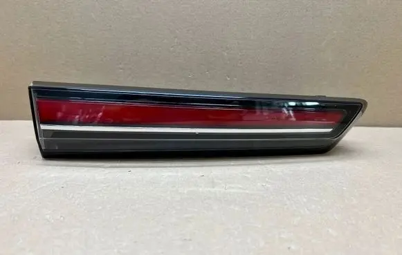 Opel Mokka B Rear/tail lights 9833944480